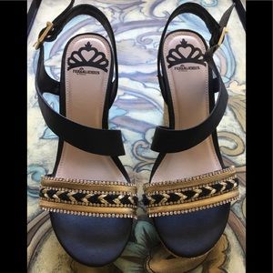 ❣️Fergalicious wedge sandal❣️